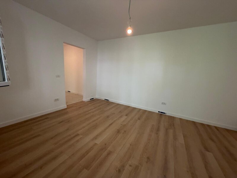 Titan, 3 minute metrou