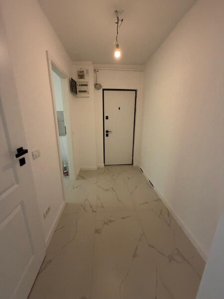 Titan, 3 minute metrou